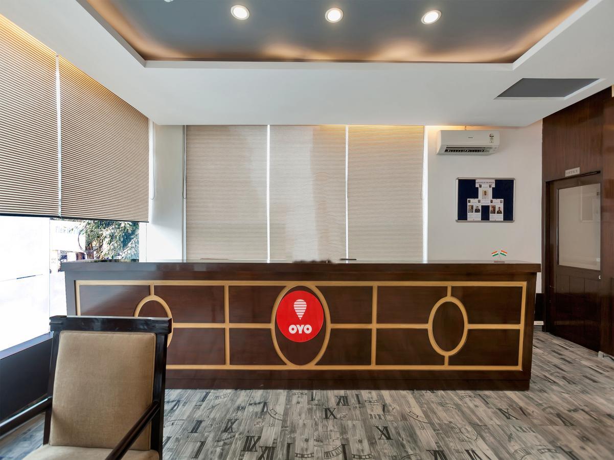 فندق Oyo 9841 The Vivir 1 نويدا المظهر الخارجي الصورة